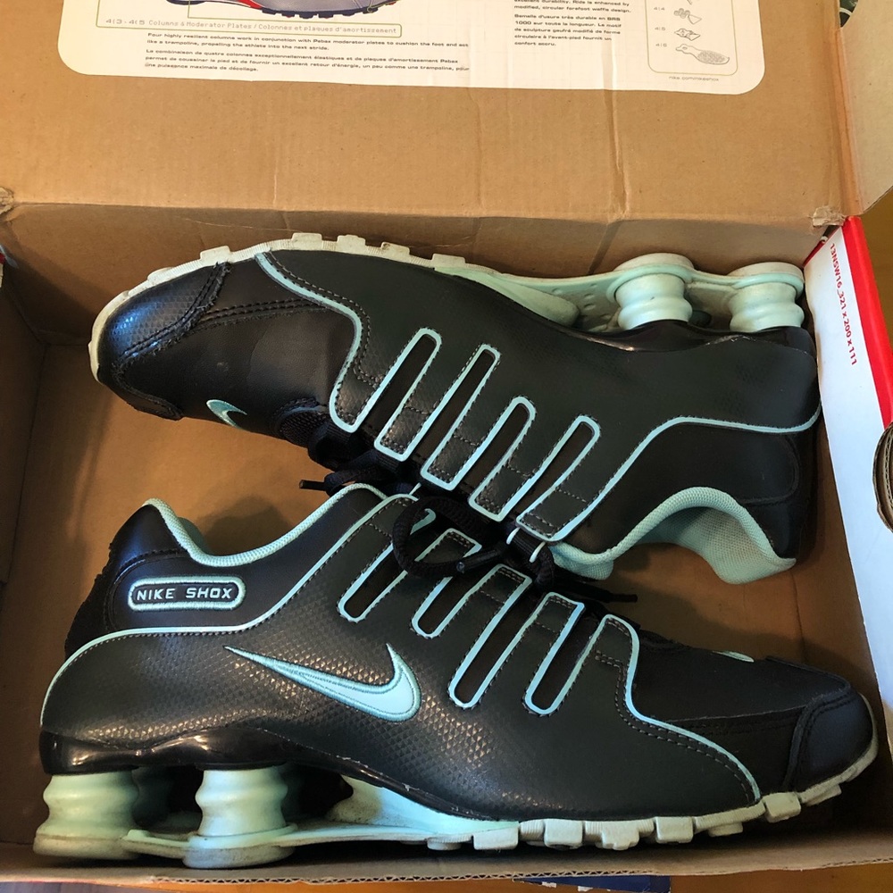 Nike shox
